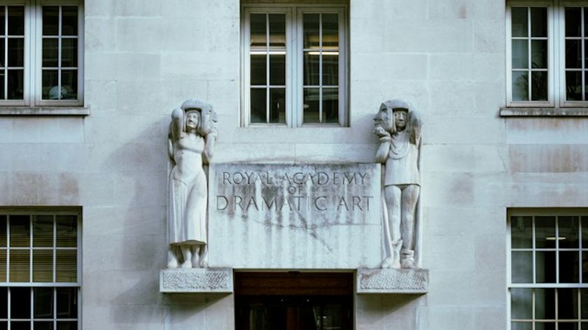 Photograph of the façade of the Royal Academy of Arts in London.